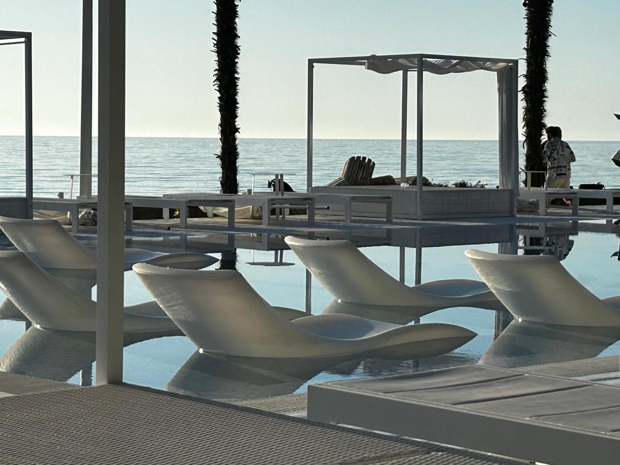 Cемейный Номер С Балконом На 4 Чел Dreamland Oasis Chakvi Luaran gambar